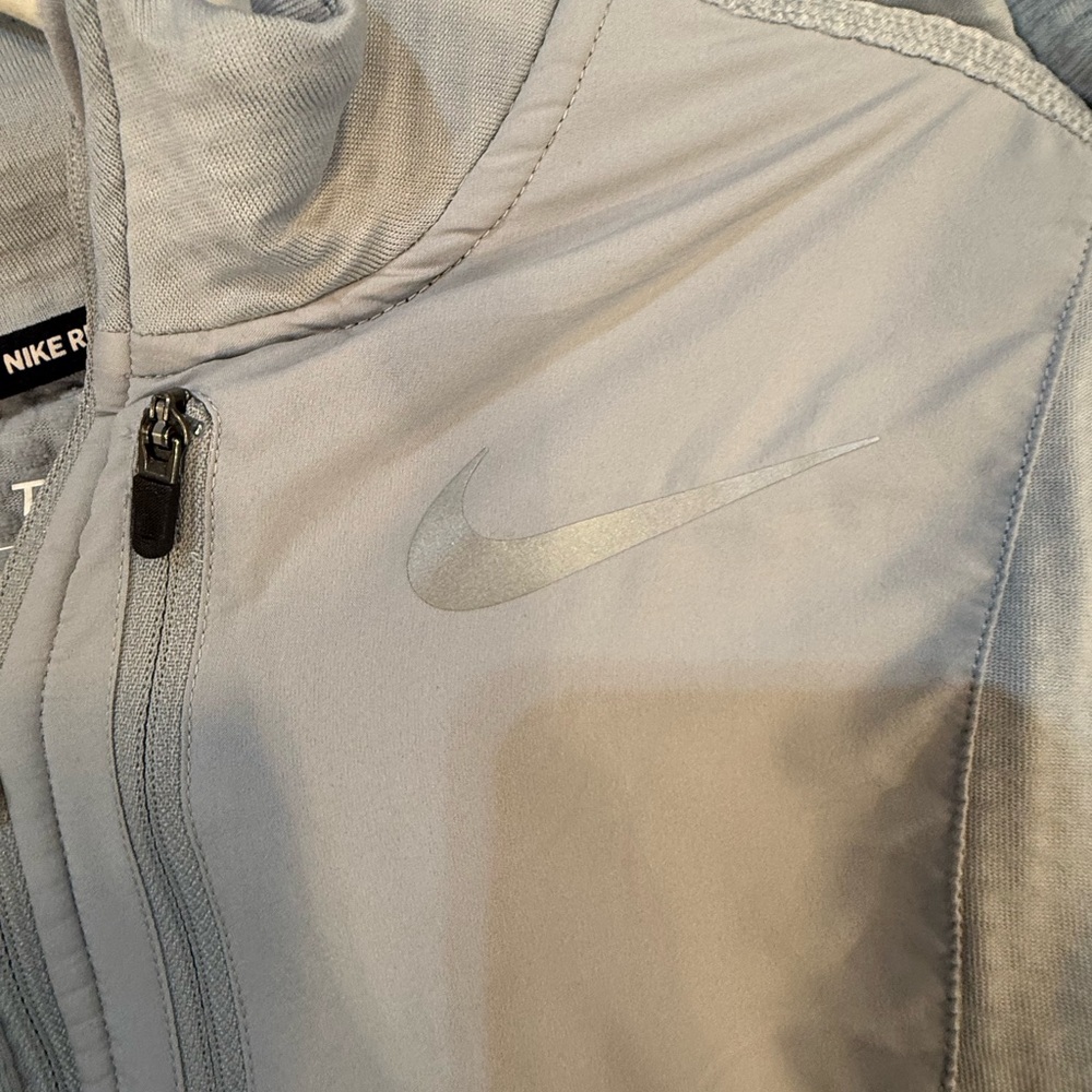 Nike Light Gray Performance Pullover - image 4